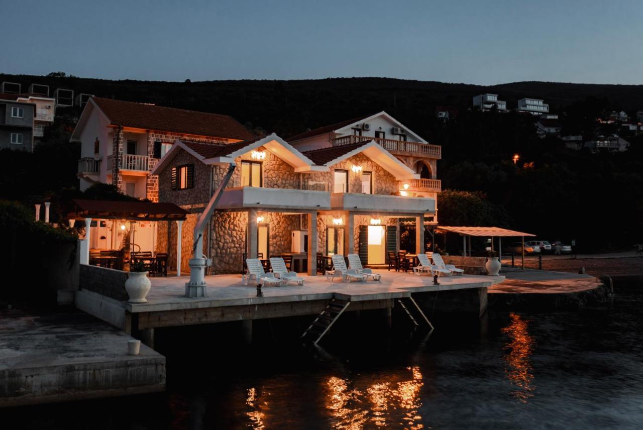 Apartments Ponta Krasici Tivat Eksteriør bilde