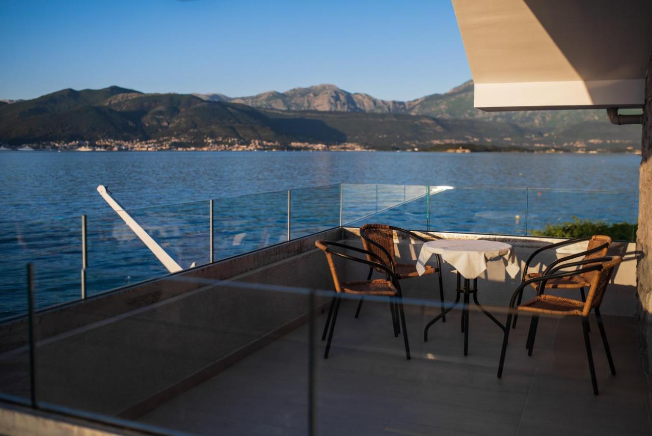 Apartments Ponta Krasici Tivat Eksteriør bilde