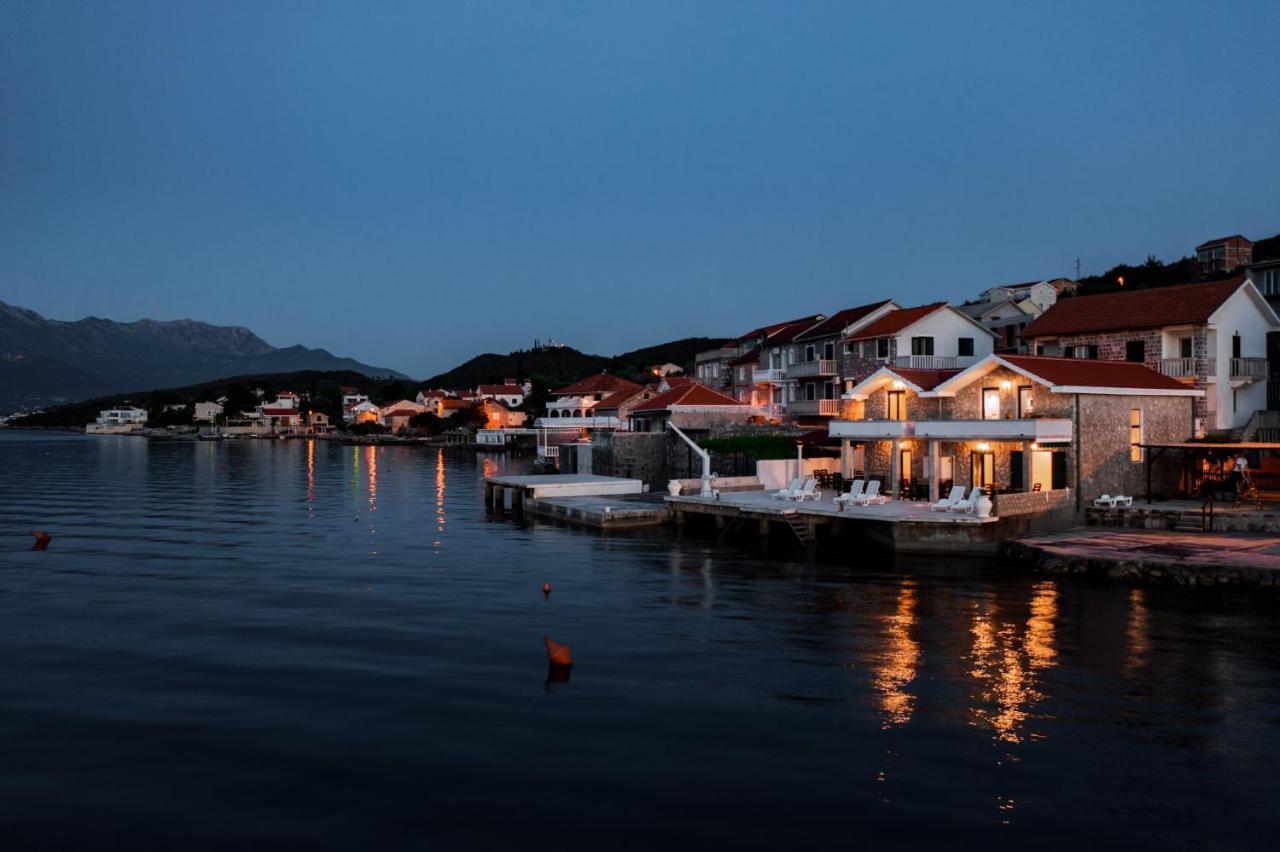Apartments Ponta Krasici Tivat Eksteriør bilde